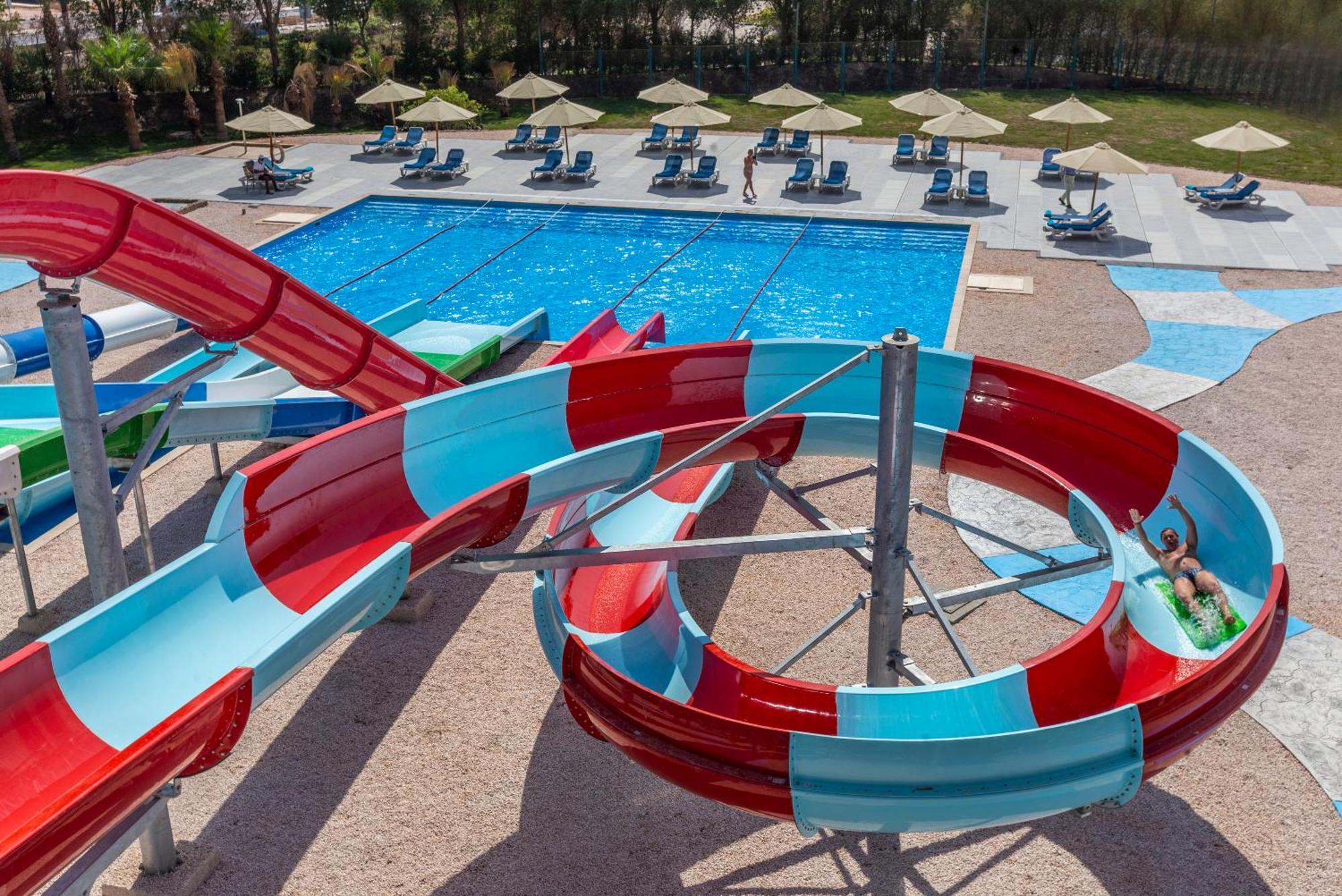 Xperience Kiroseiz Aquapark Premier-Naama Bay Hotel Шарм ел-Шейх Екстериор снимка Aqua Park